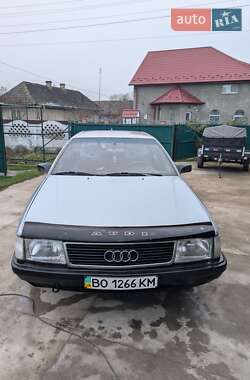 Седан Audi 100 1989 в Чорткове