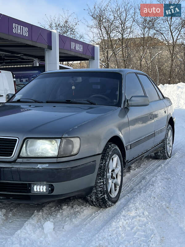 Седан Audi 100 1992 в Ровно