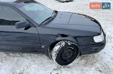 Седан Audi 100 1992 в Львове