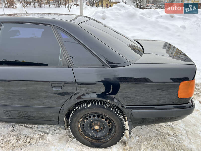 Седан Audi 100 1992 в Львове