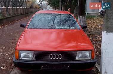 Седан Audi 100 1989 в Чернівцях