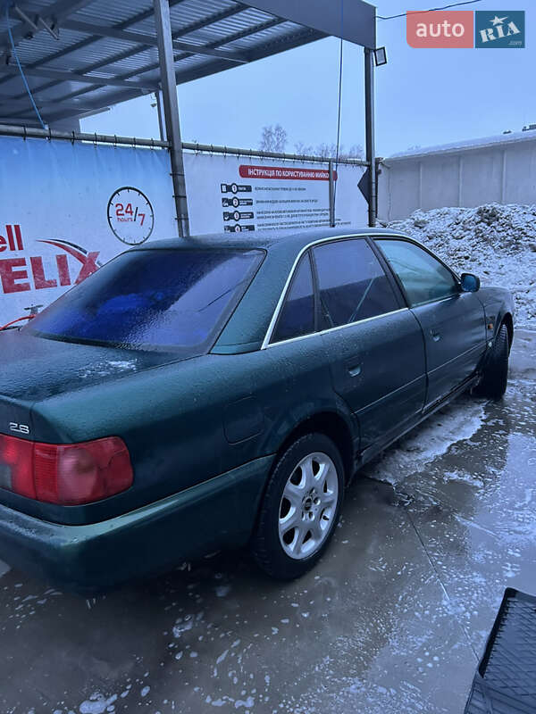 Седан Audi 100 1994 в Пустомытах
