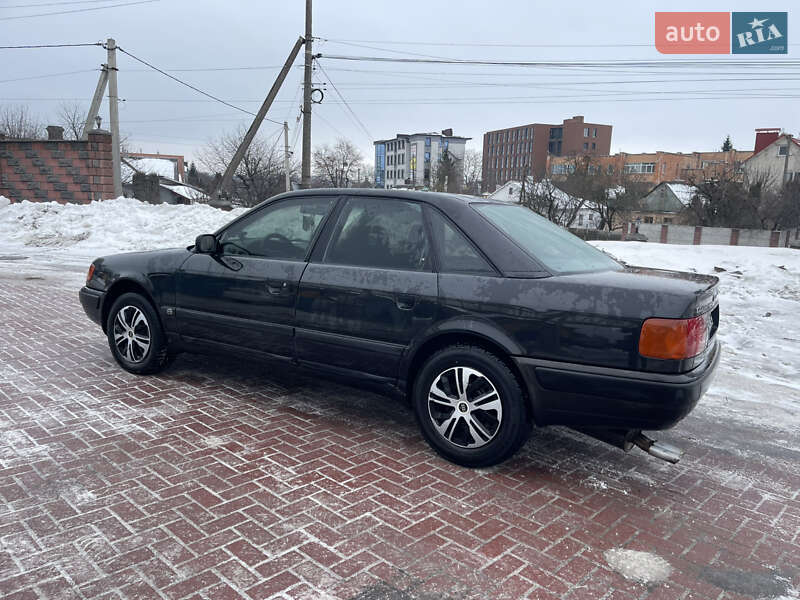 Седан Audi 100 1993 в Рівному