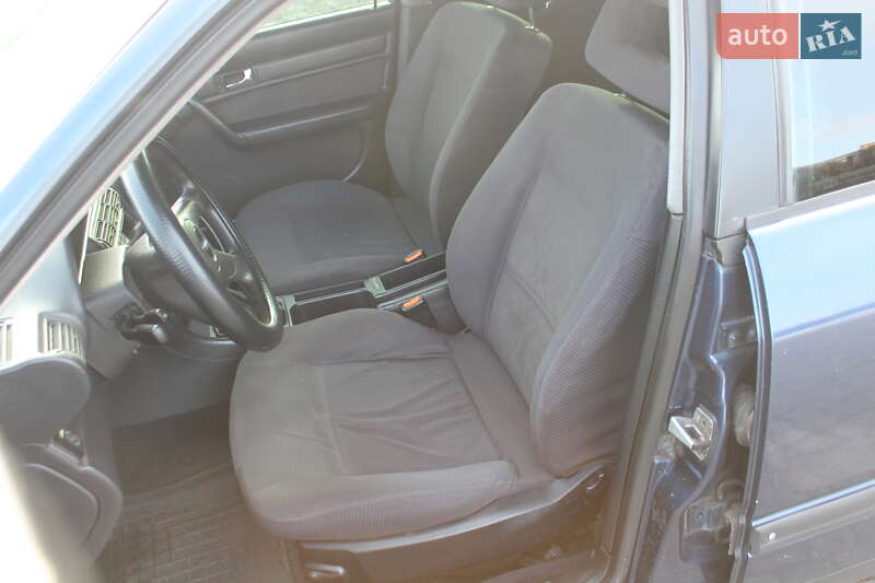 Седан Audi 100 1993 в Жовкве фото 11 Седан Audi 100 1993 в Жовкве