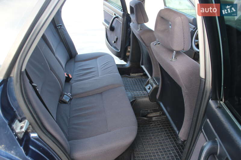 Седан Audi 100 1993 в Жовкве фото 36 Седан Audi 100 1993 в Жовкве
