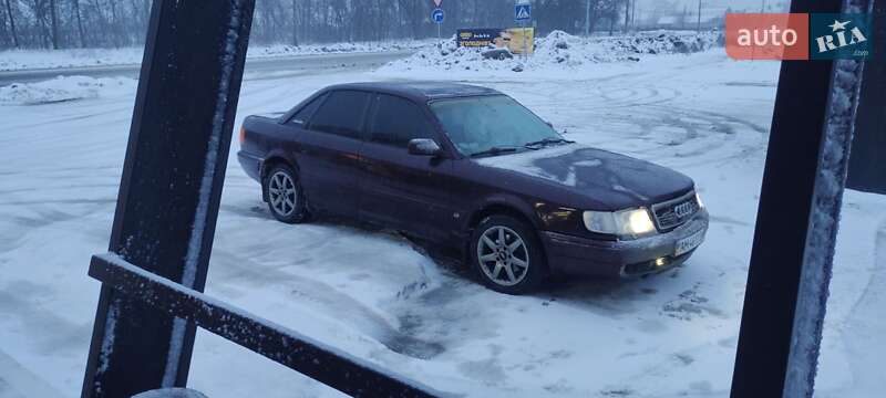 Седан Audi 100 1991 в Виннице