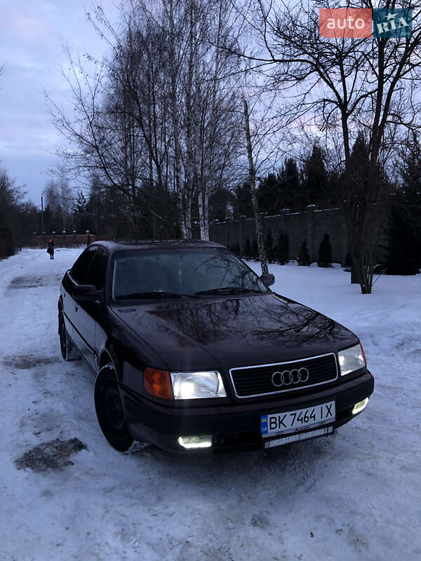 Седан Audi 100 1992 в Ровно