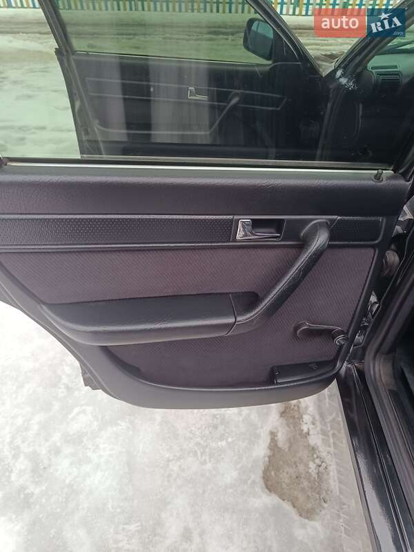 Седан Audi 100 1993 в Ромнах фото 21 Седан Audi 100 1993 в Ромнах