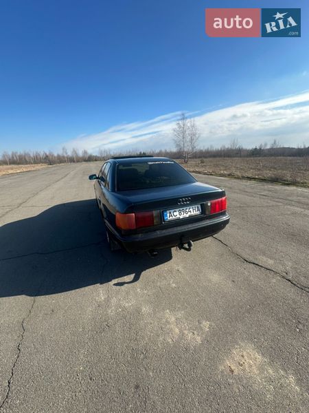 Седан Audi 100 1994 в Любешові