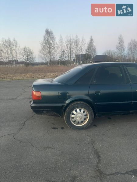 Седан Audi 100 1994 в Любешові