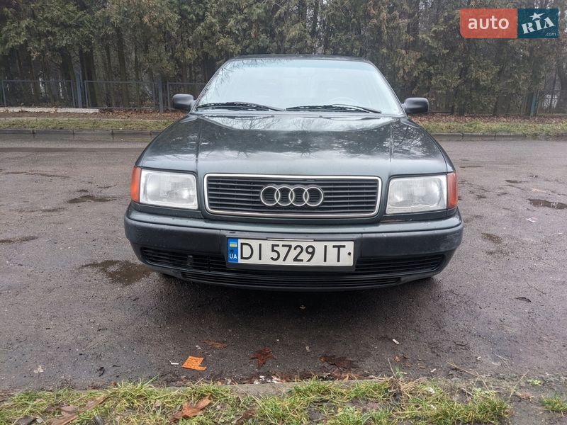Седан Audi 100 1993 в Львове