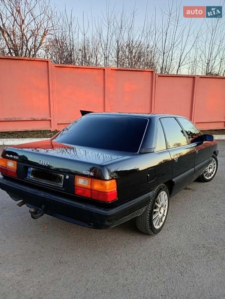 Седан Audi 100 1990 в Хмільнику
