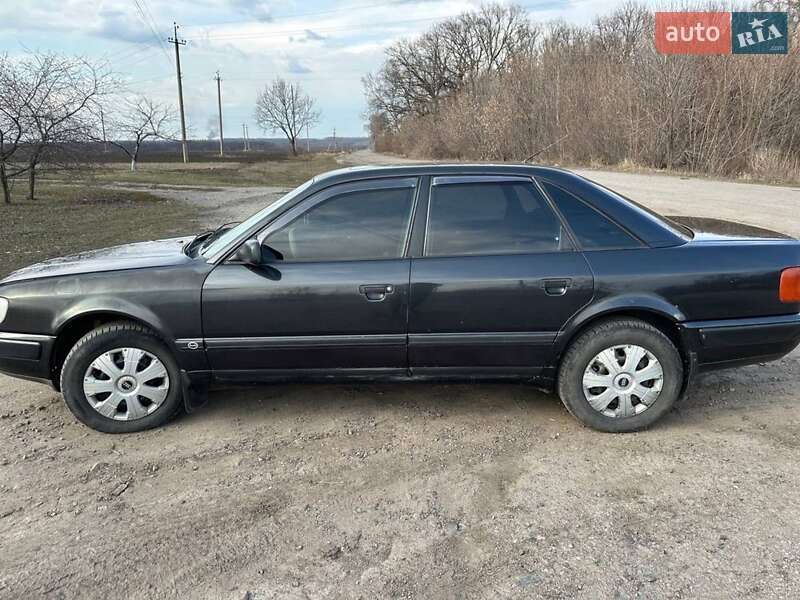 Седан Audi 100 1993 в Богодухове