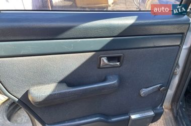 Седан Audi 100 1989 в Ровно