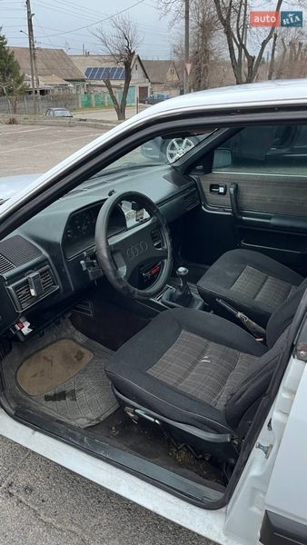 Седан Audi 100 1987 в Запорожье
