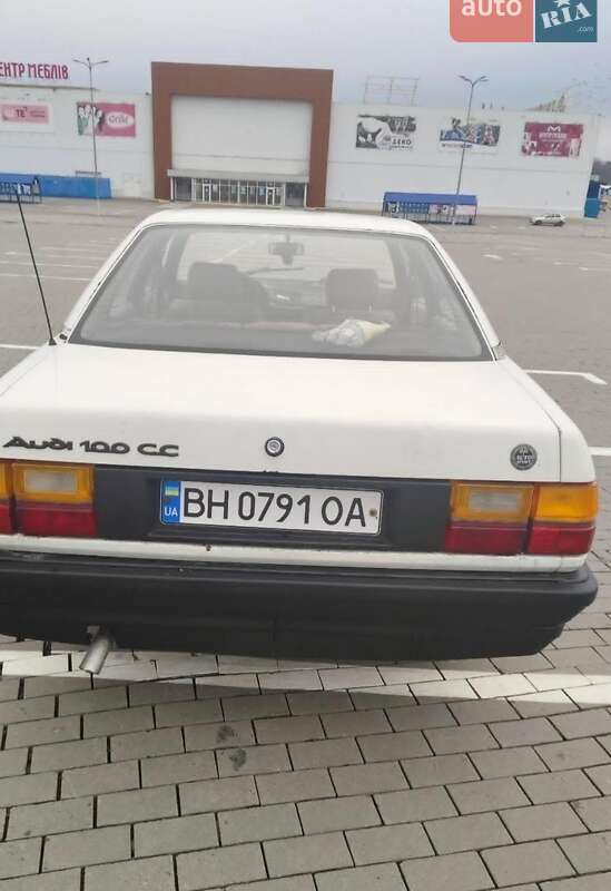 Седан Audi 100 1985 в Одессе фото 3 Седан Audi 100 1985 в Одессе