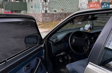 Седан Audi 100 1989 в Чорткове