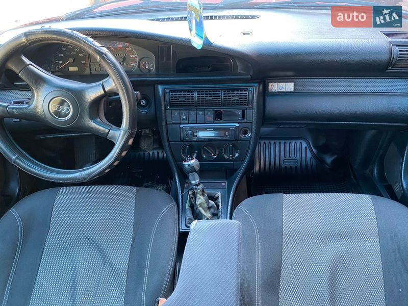 Седан Audi 100 1993 в Харькове
