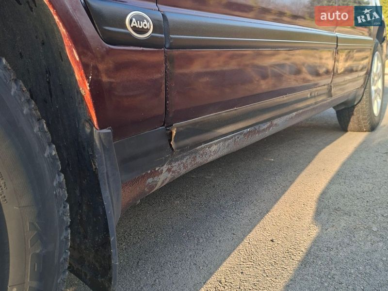 Седан Audi 100 1993 в Ровно