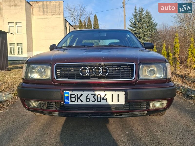 Седан Audi 100 1993 в Ровно
