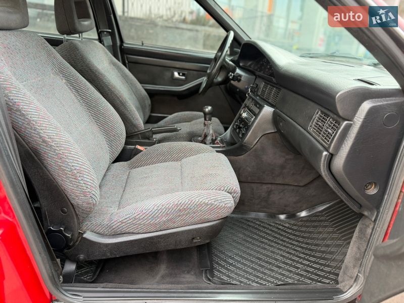 Универсал Audi 100 1989 в Ровно