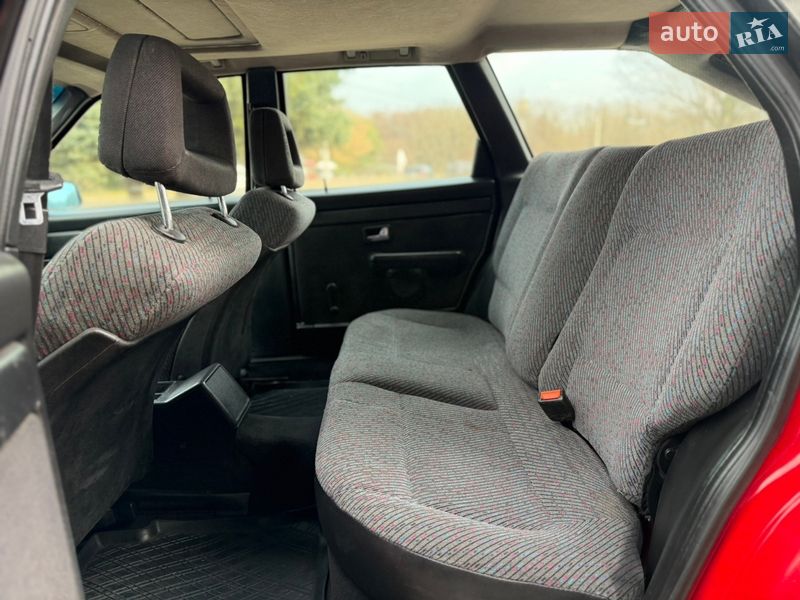Универсал Audi 100 1989 в Ровно