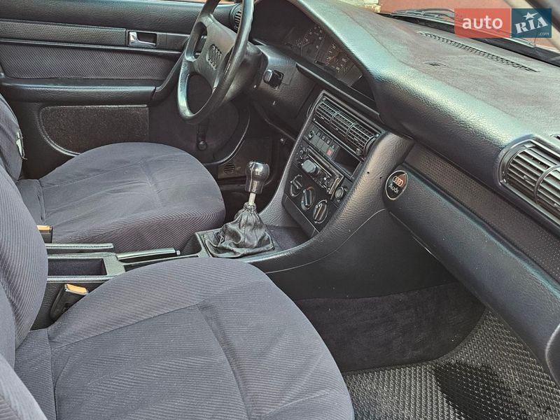 Седан Audi 100 1991 в Києві