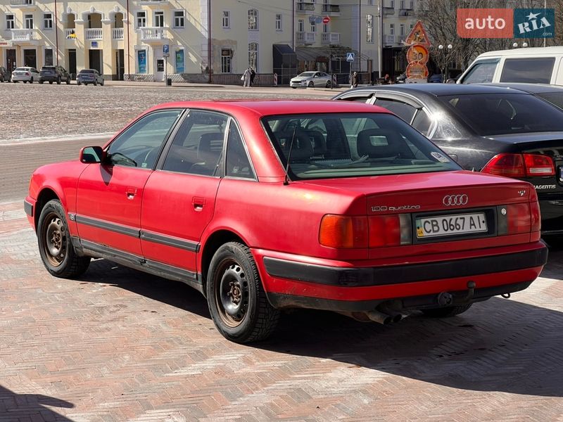 Седан Audi 100 1993 в Чернигове