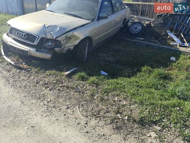 Седан Audi 100 1992 в Чорткове