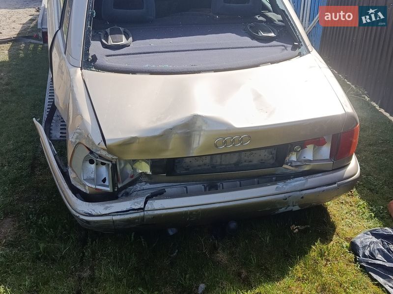 Седан Audi 100 1992 в Чорткове