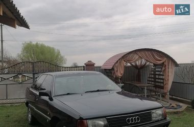 Седан Audi 100 1989 в Чорткове