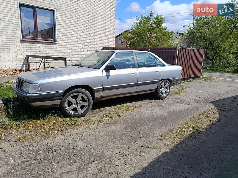 Audi 100 1990