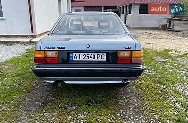 Седан Audi 100 1984 в Житомирі
