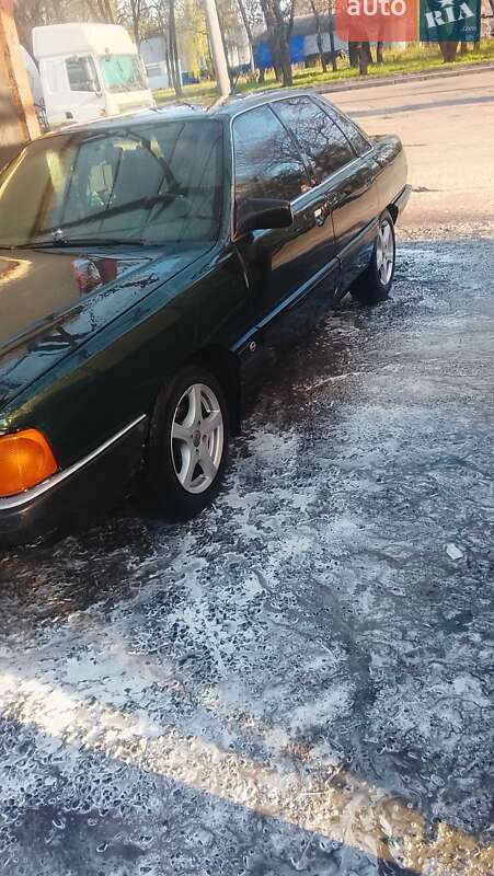 Седан Audi 100 1990 в Рівному