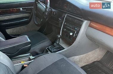 Седан Audi 100 1991 в Фастове