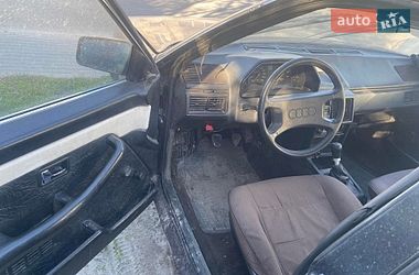 Седан Audi 100 1986 в Кременце