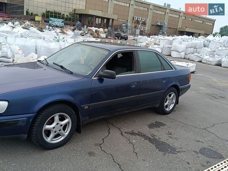 Седан Audi 100 1993 в Києві