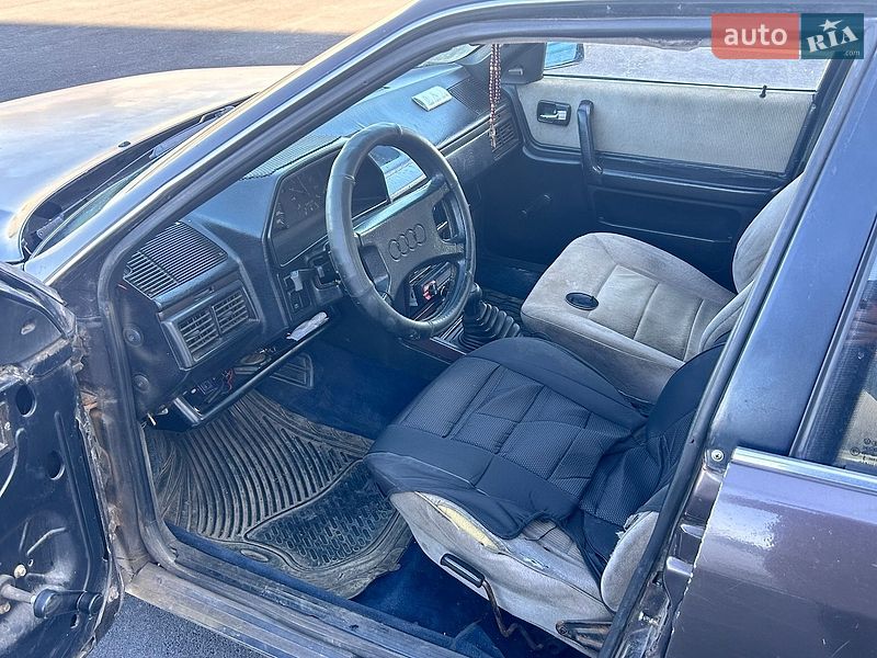 Седан Audi 100 1985 в Рівному