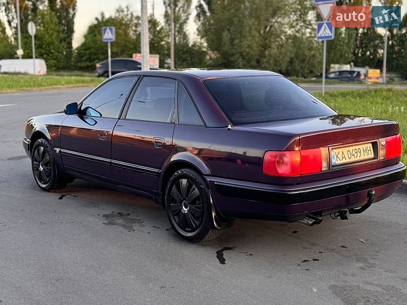 Седан Audi 100 1994 в Киеве