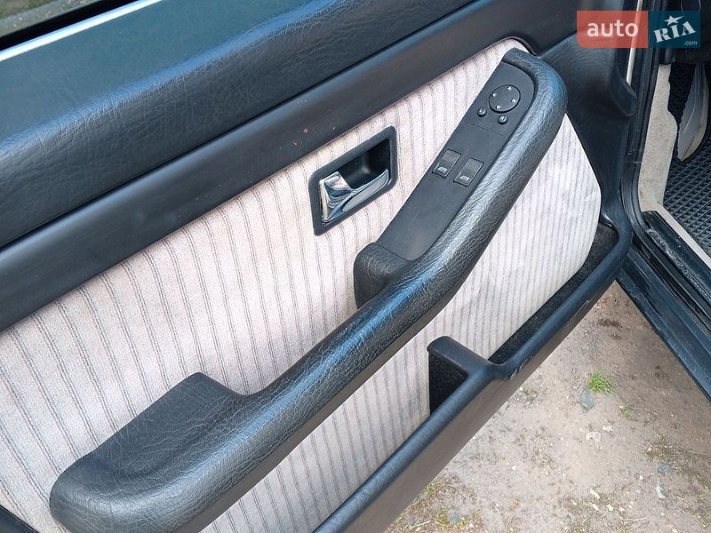 Седан Audi 100 1989 в Ватутіному