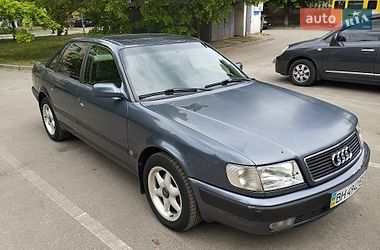 Седан Audi 100 1991 в Киеве