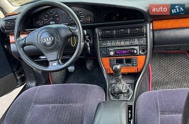 Седан Audi 100 1991 в Городке