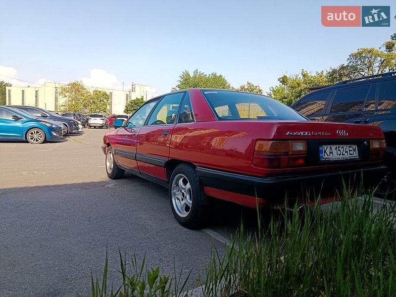 Седан Audi 100 1989 в Києві
