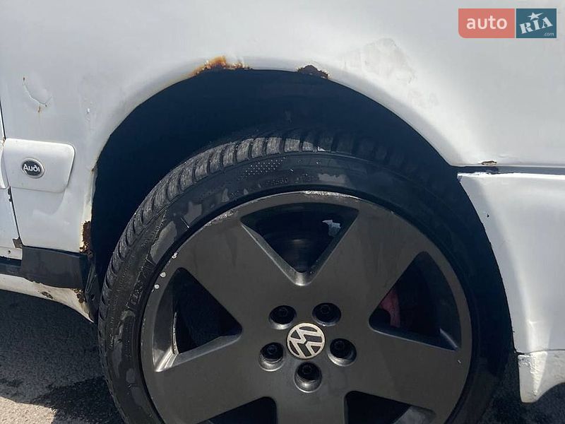 Седан Audi 100 1993 в Харкові