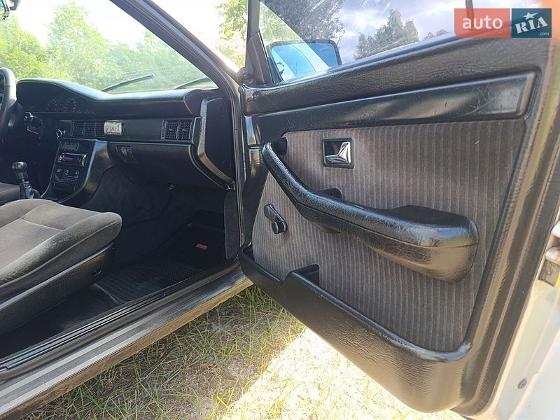 Седан Audi 100 1989 в Лебедине