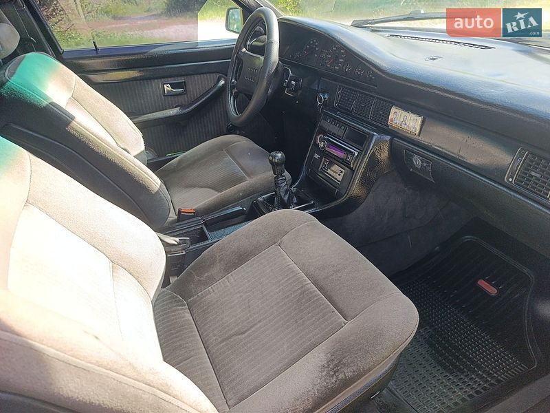 Седан Audi 100 1989 в Лебедине