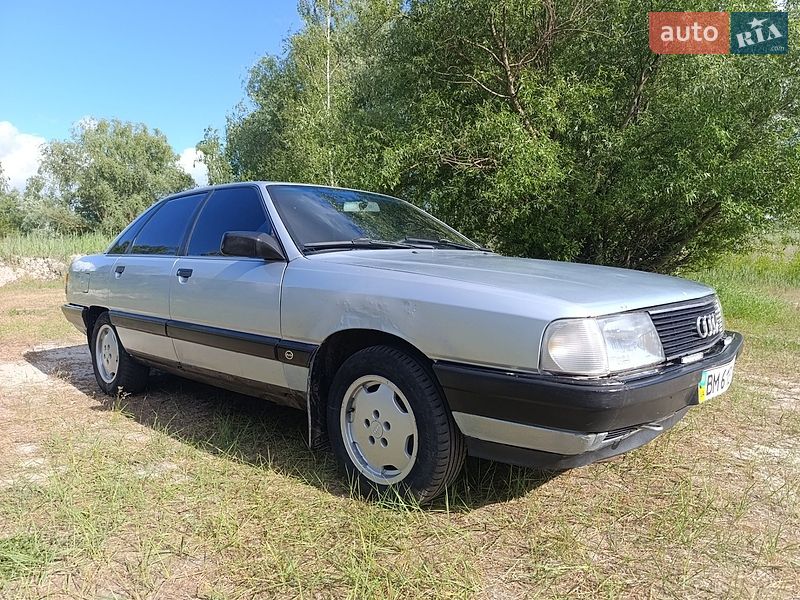 Седан Audi 100 1989 в Лебедине