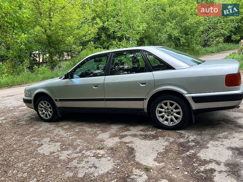 Седан Audi 100 1994 в Хмельницком