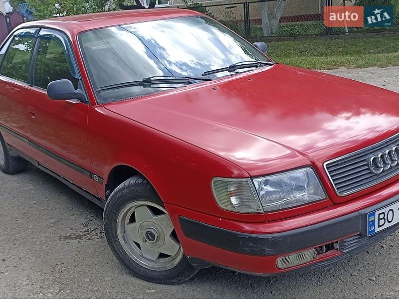 Седан Audi 100 1993 в Чорткове