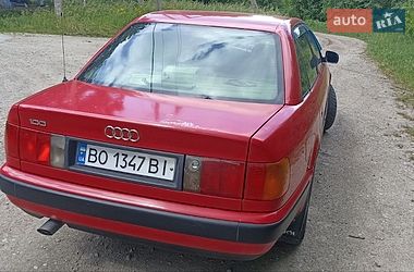 Седан Audi 100 1993 в Чорткове